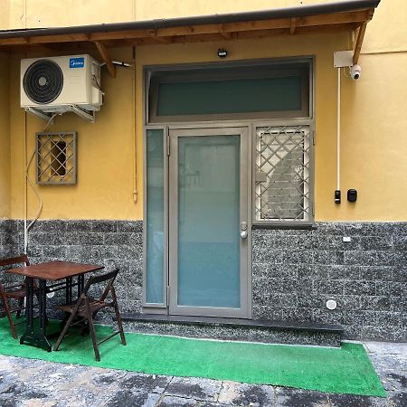 那不勒斯Casa Fiore公寓 外观 照片