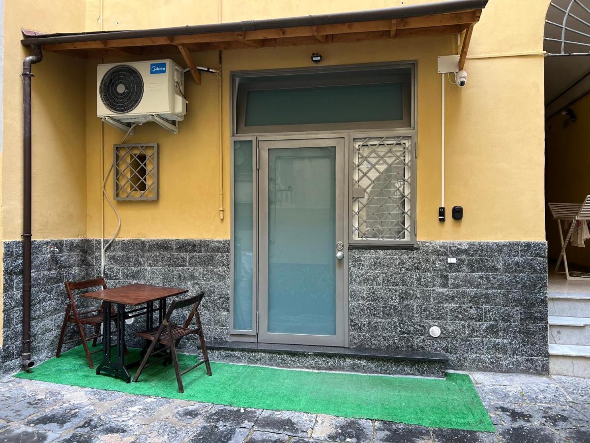 那不勒斯Casa Fiore公寓 外观 照片