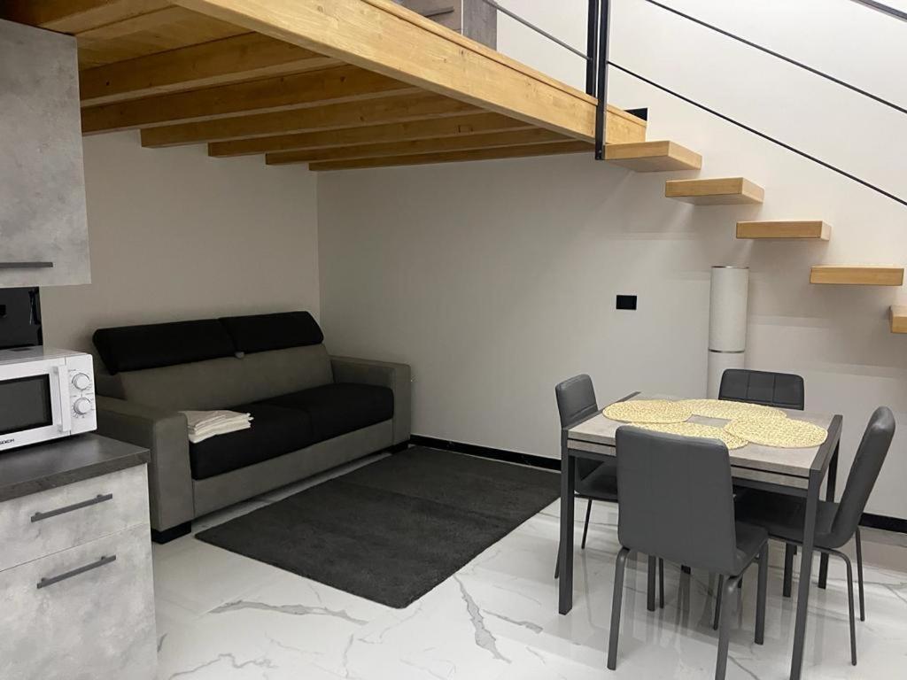 那不勒斯Casa Fiore公寓 外观 照片